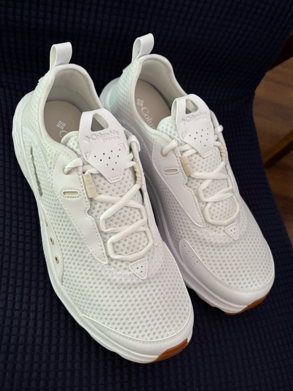 All-White Breathable Athletic Sneakers for Men - Lightweight Performance